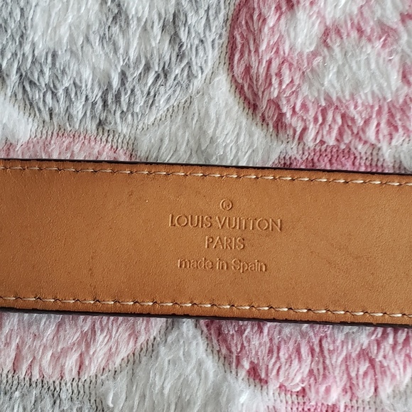 Authentic LV Belt 2012 - Picture 5 of 7